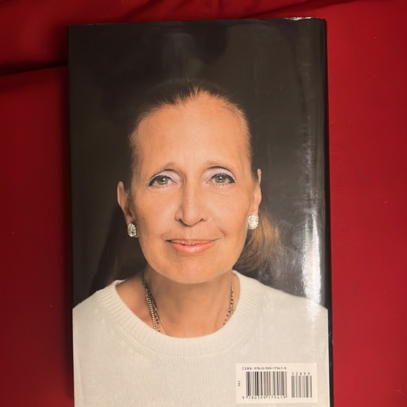 The Dark Side Danielle Steel 2019 printing first edition print NWOT - Picture 2 of 4